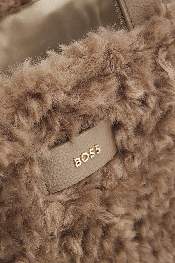 ΤΣΑΝΤΑ BOSS - 247